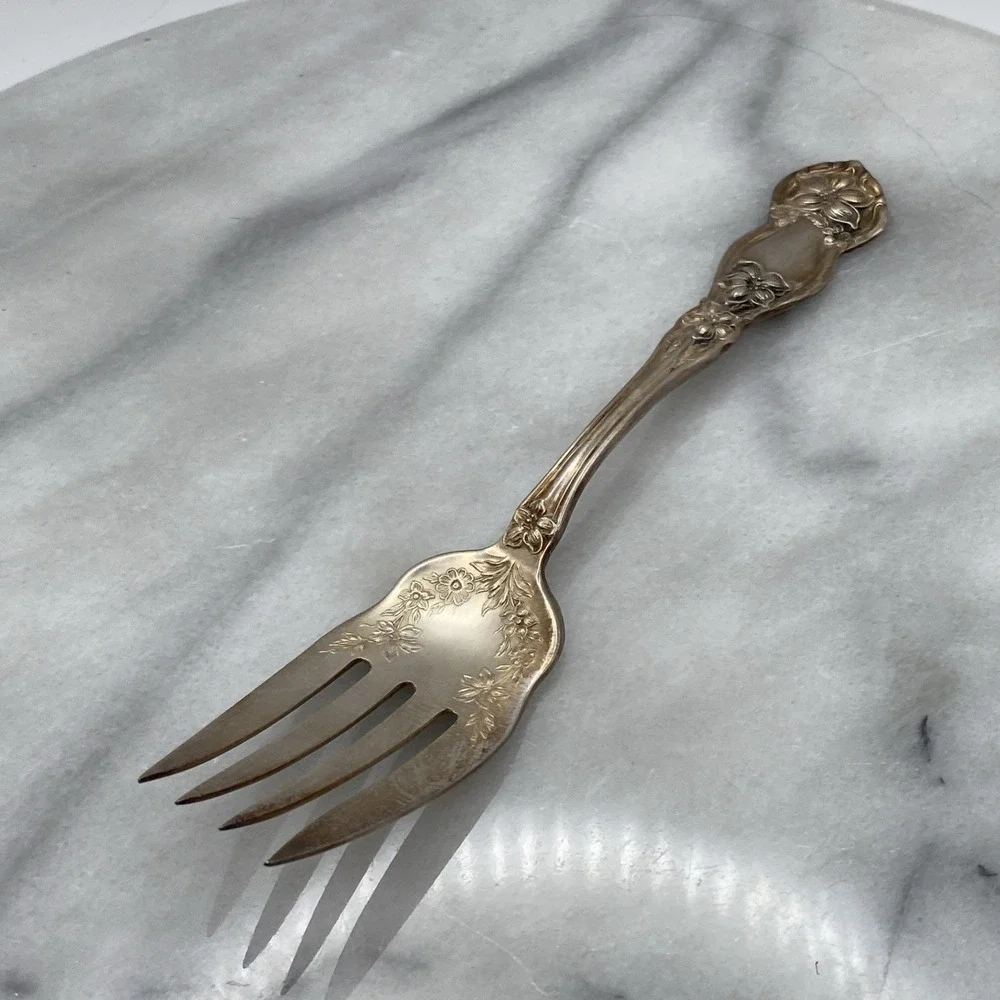 Rare Antique Wm. Rogers & Son 1910 Ornate Orange Blossom Meat Fork 6